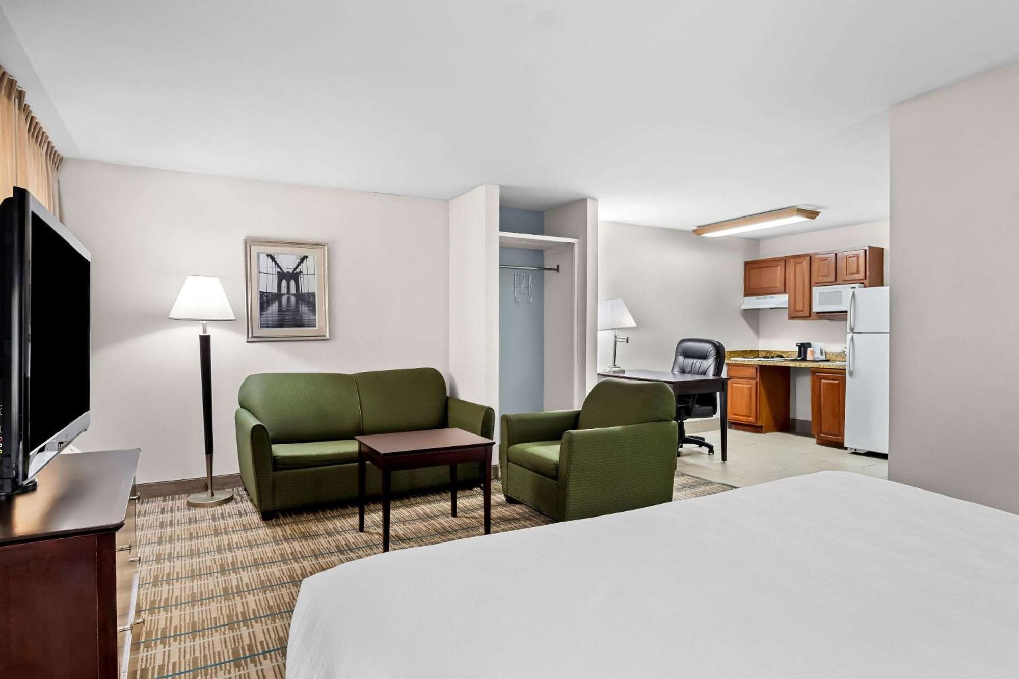 Mainstay Suites Addison-Dallas Exterior foto